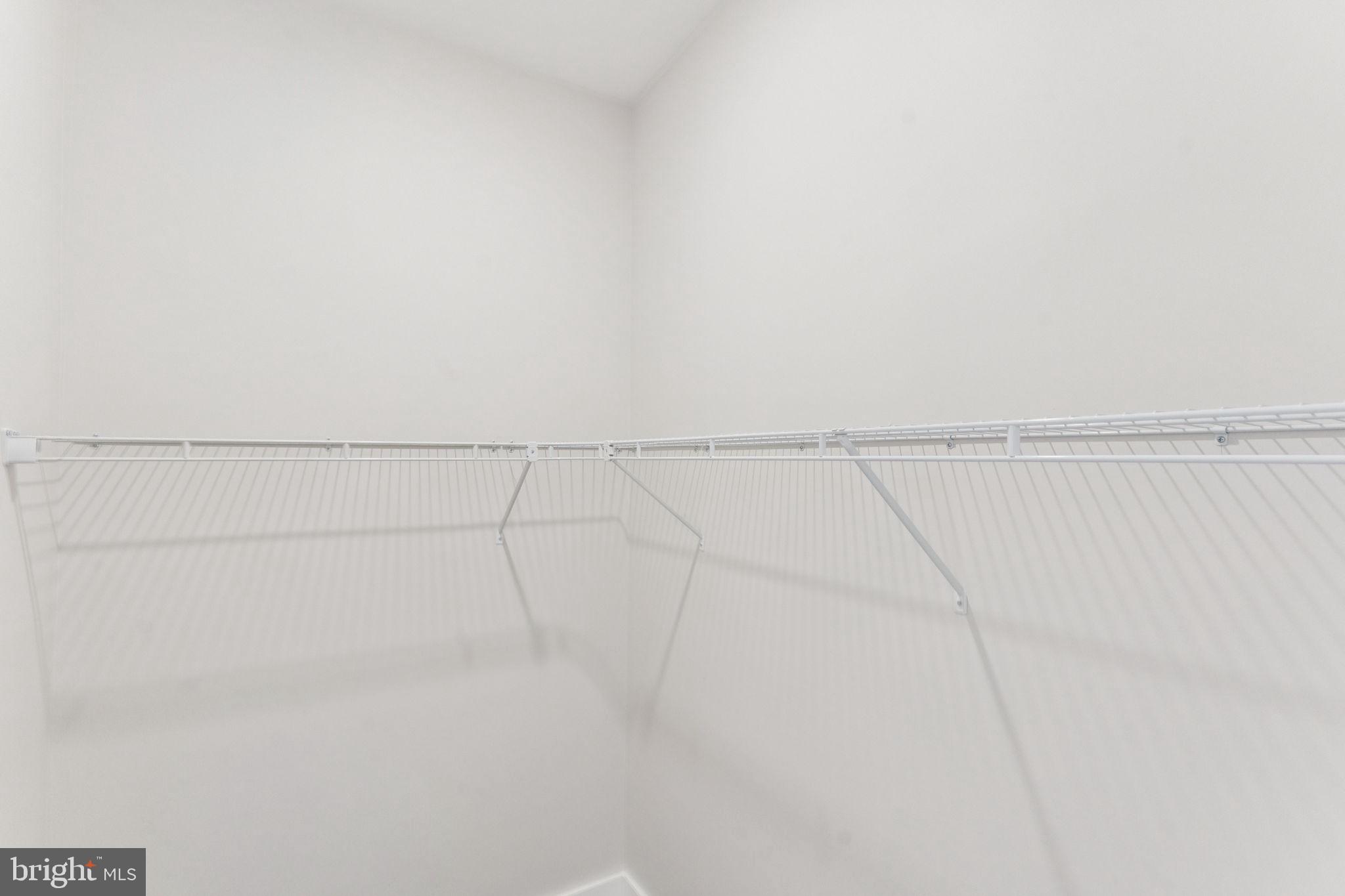 FAIRMOUNT - Residential Lease