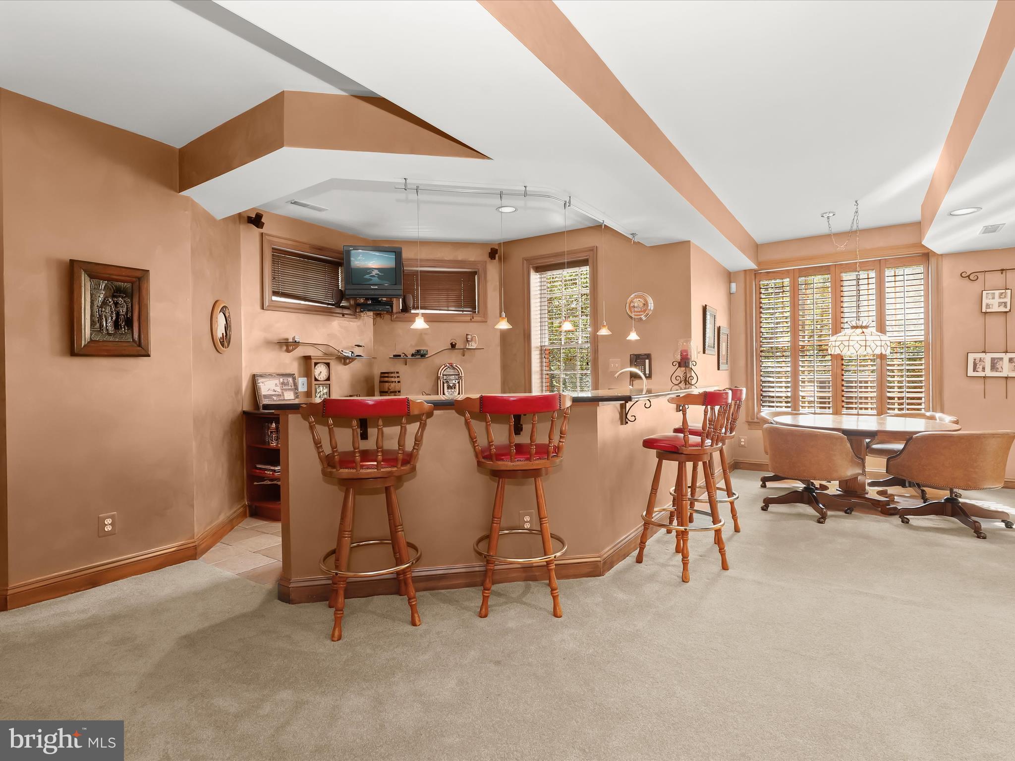 TRIADELPHIA WOODS - Residential