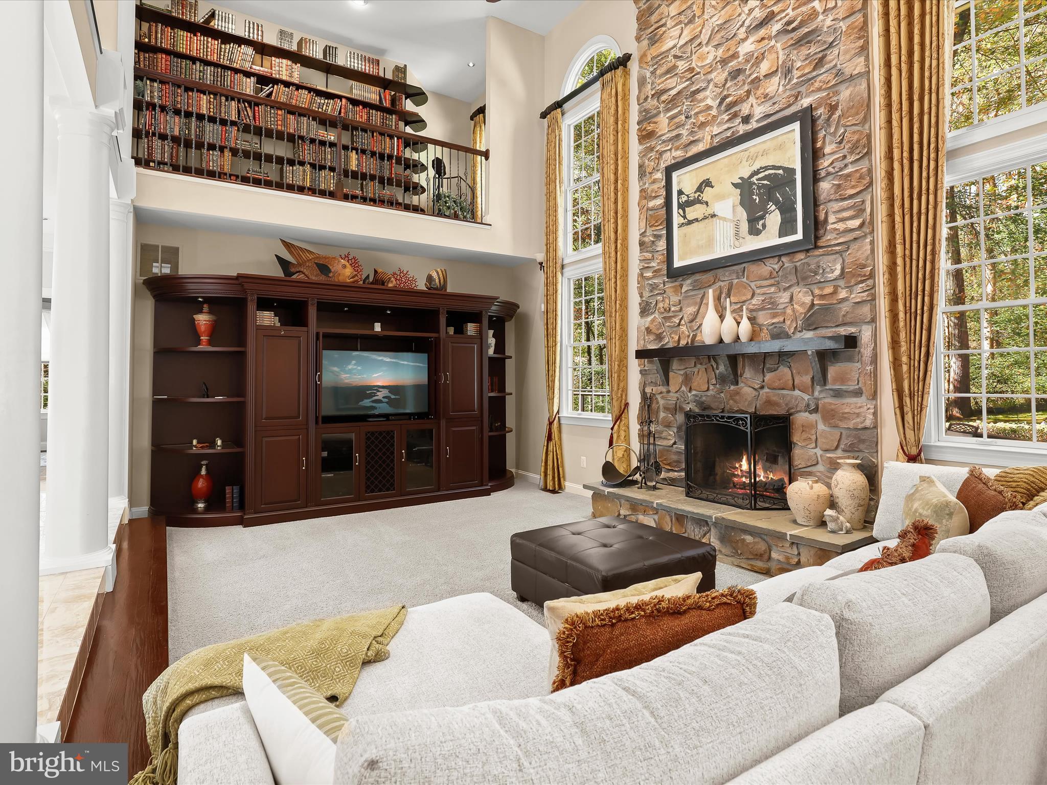 TRIADELPHIA WOODS - Residential