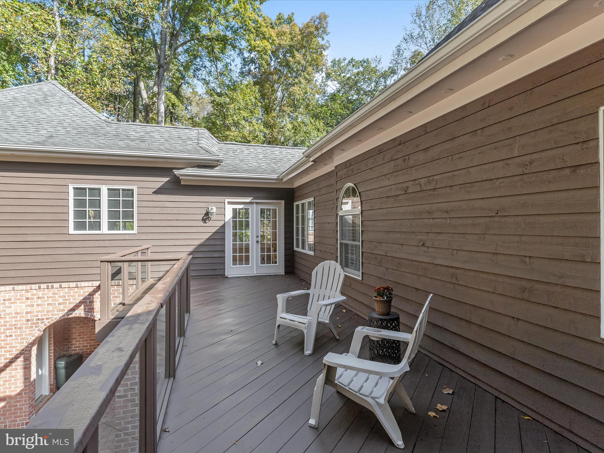 TRIADELPHIA WOODS - Residential