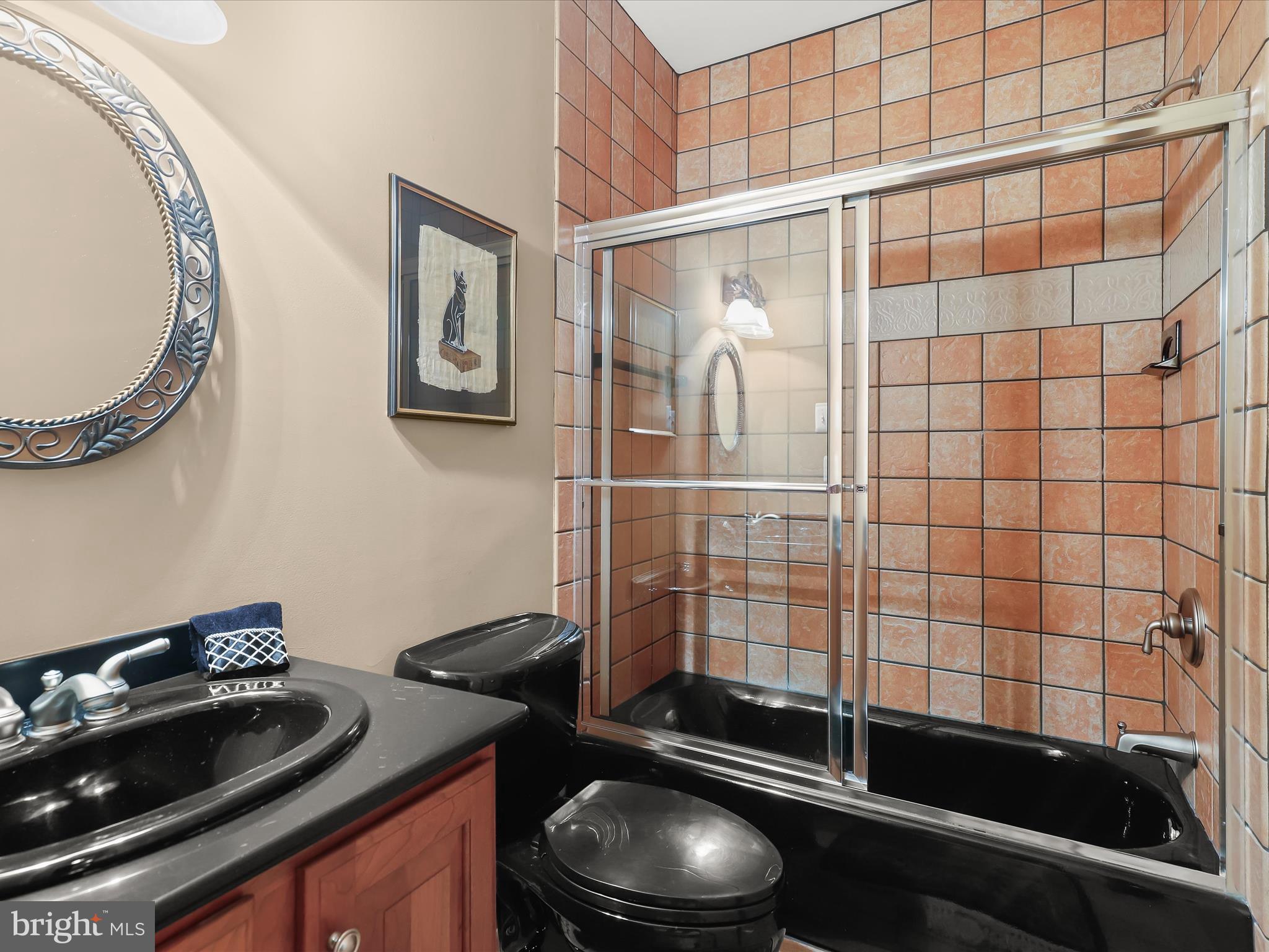 TRIADELPHIA WOODS - Residential