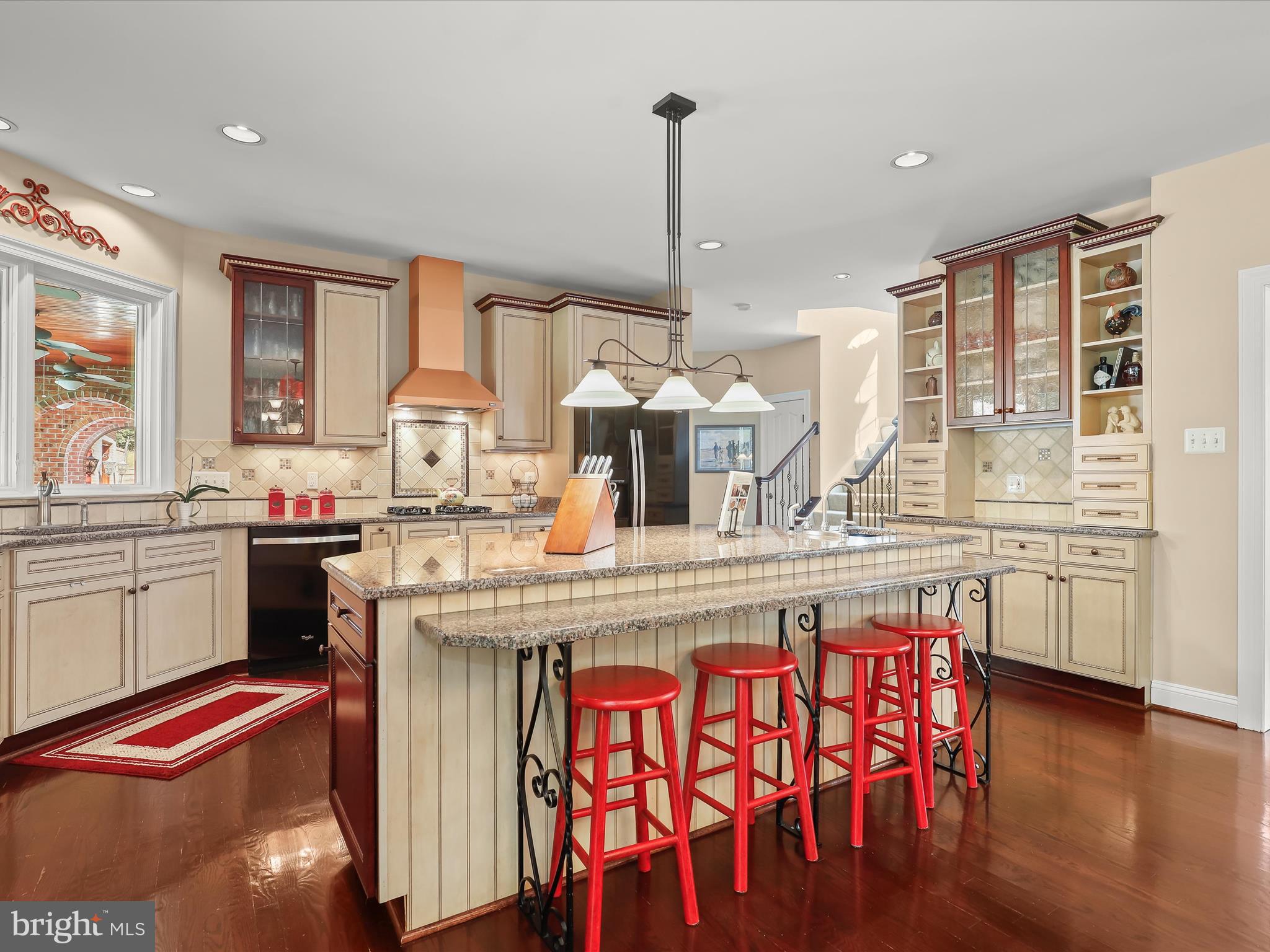 TRIADELPHIA WOODS - Residential