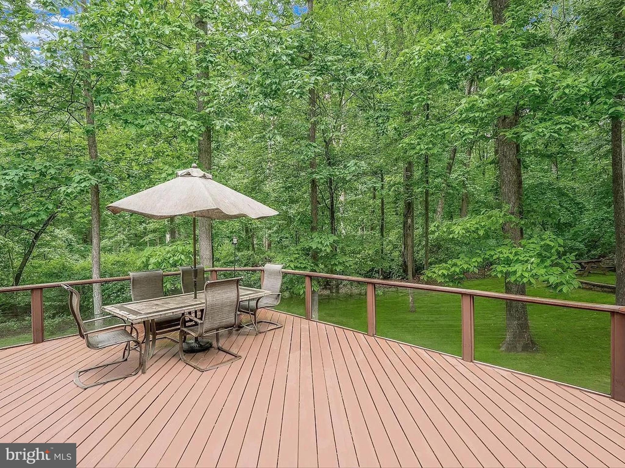 TRIADELPHIA WOODS - Residential