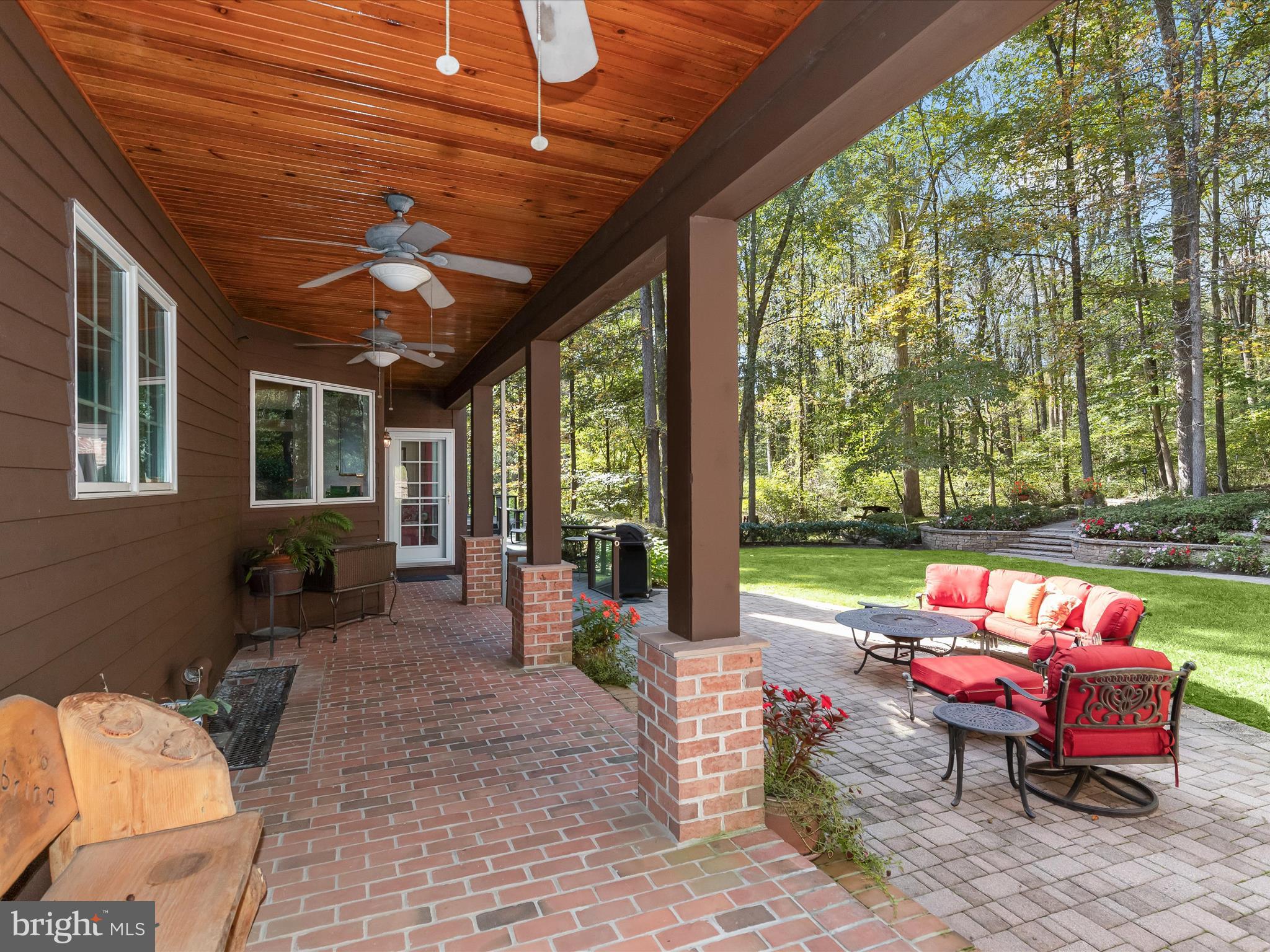 TRIADELPHIA WOODS - Residential