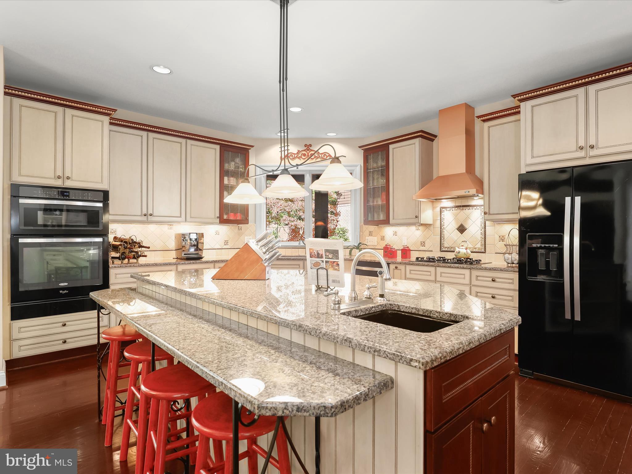 TRIADELPHIA WOODS - Residential