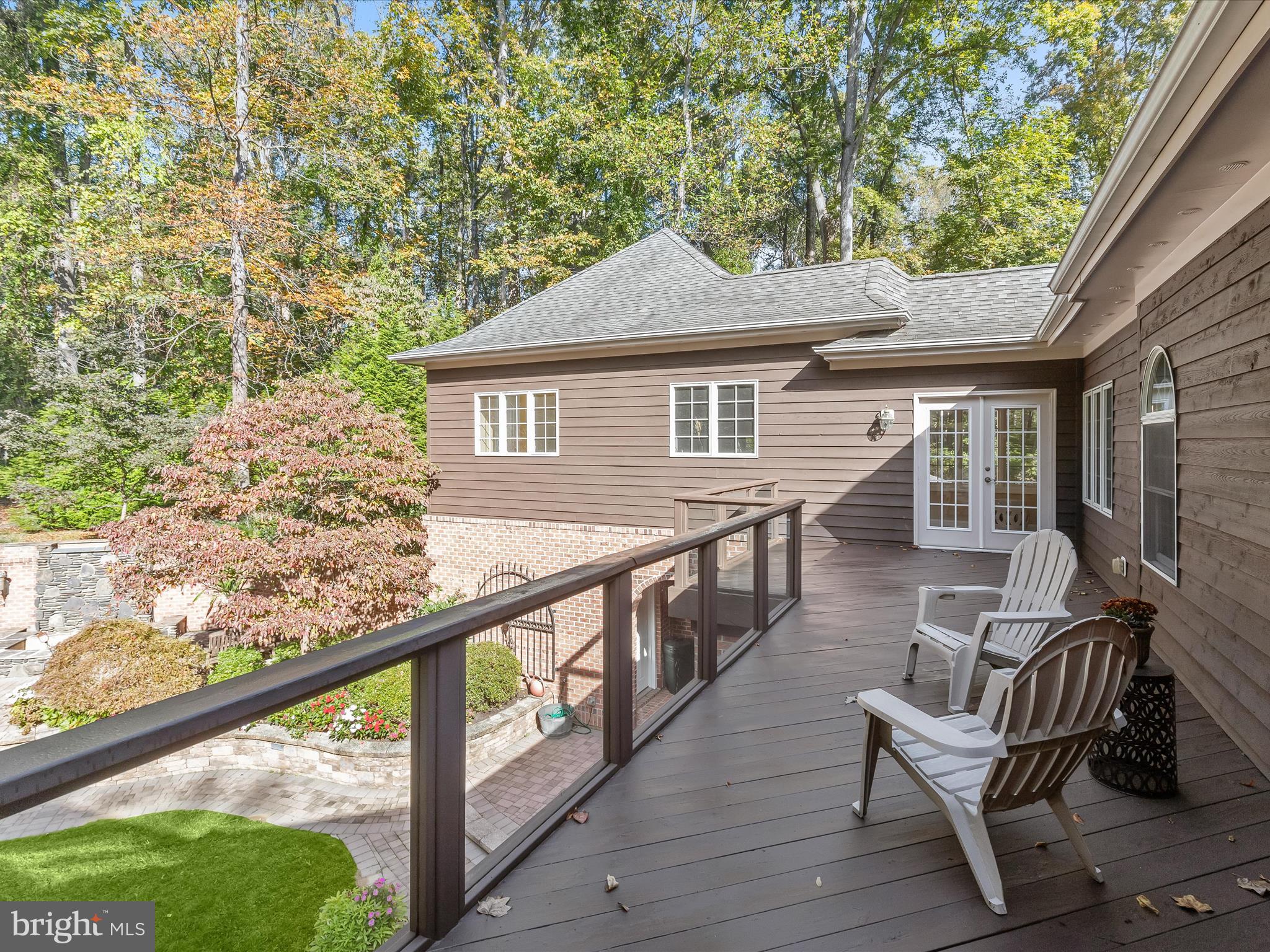 TRIADELPHIA WOODS - Residential