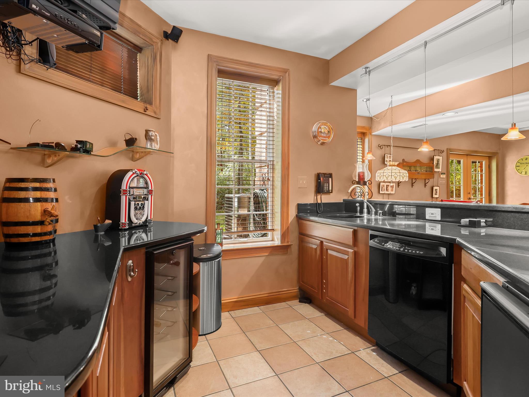 TRIADELPHIA WOODS - Residential