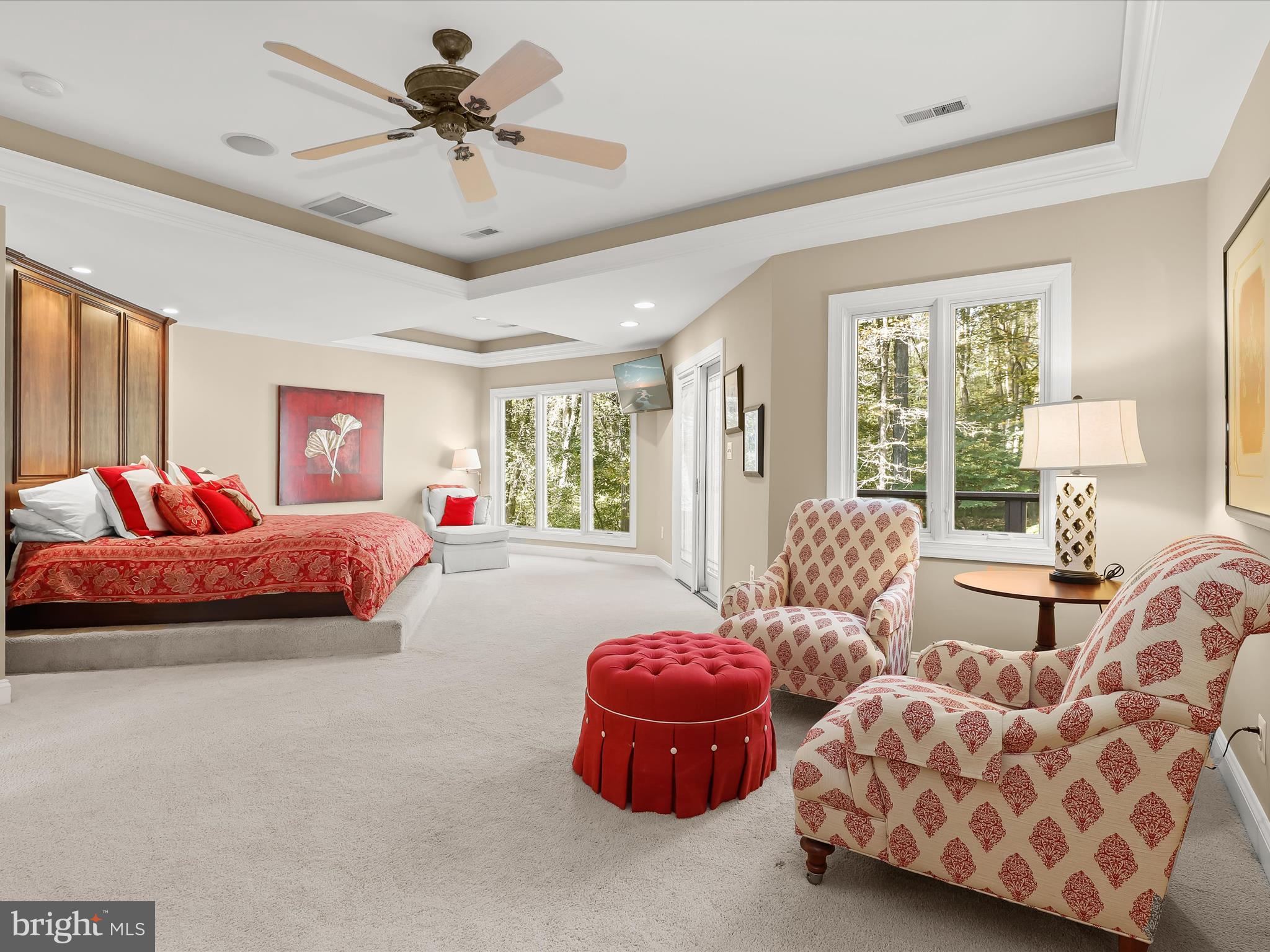 TRIADELPHIA WOODS - Residential