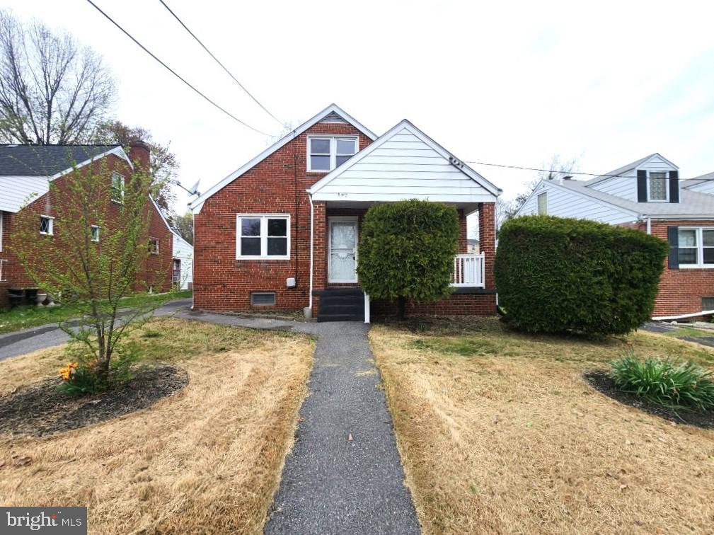 New Price Reduction! Welcome to this charming Cape Cod-style home, offering a perfect blend of classic design and modern comfort. Come inside to find the very spacious living area with huge windows allowing natural light to come in. Walk further to find the equally spacious dining area, and the kitchen that is just waiting for your creativity. Second level features 2 large bedrooms and 2 full bathrooms. The home boasts a fully finished basement with interior access, providing ample room for recreation or storage. Enjoy the warmth of natural light through the windows, and relax on the inviting porch. Don't miss the opportunity to make it your own! Schedule a viewing today and experience the charm firsthand.