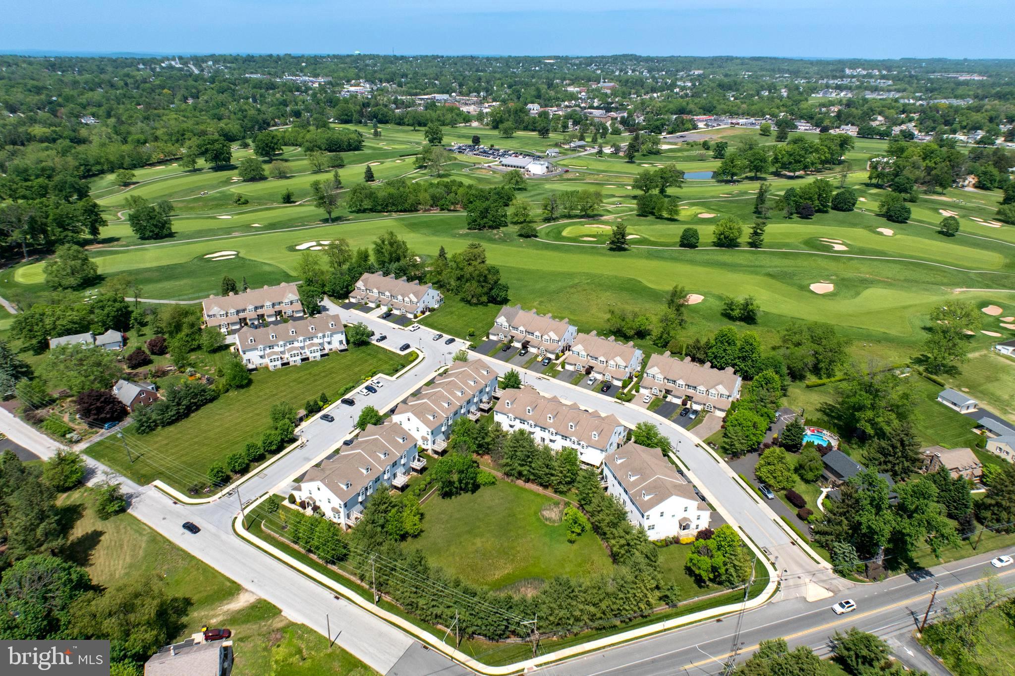 FAIRWAYS AT GREEN ME - Residential