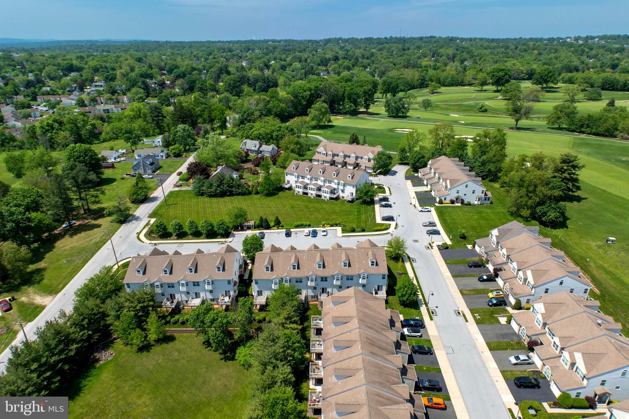 FAIRWAYS AT GREEN ME - Residential