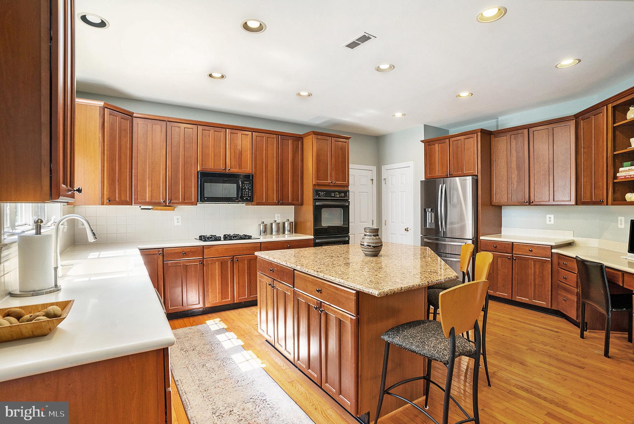 WAINWRIGHT AT WHIT - Residential