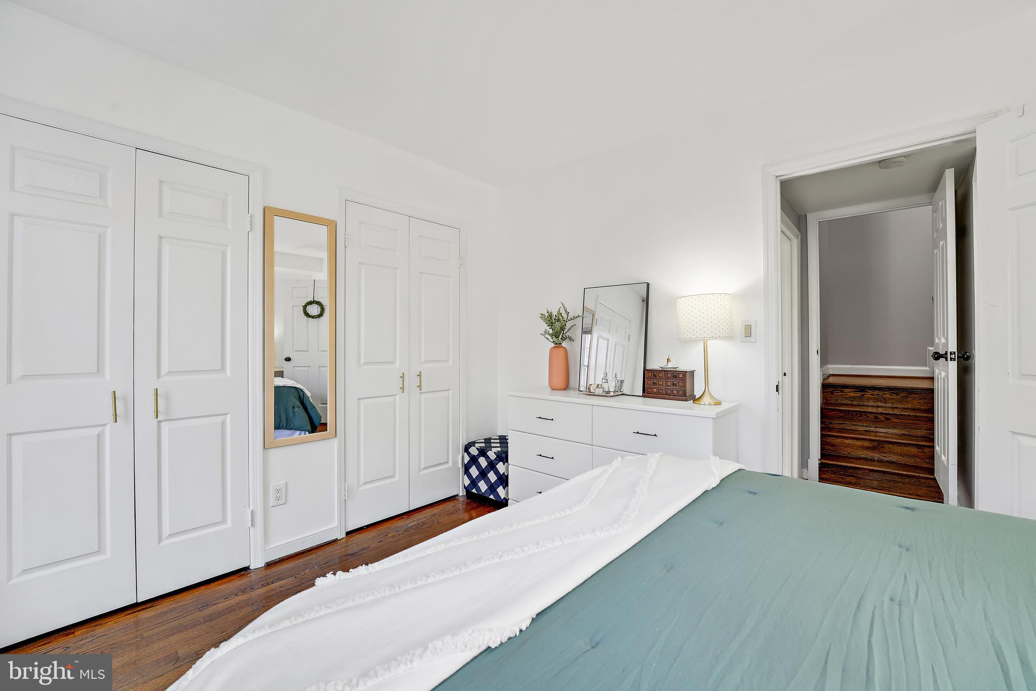 ARCH HALL - Residential