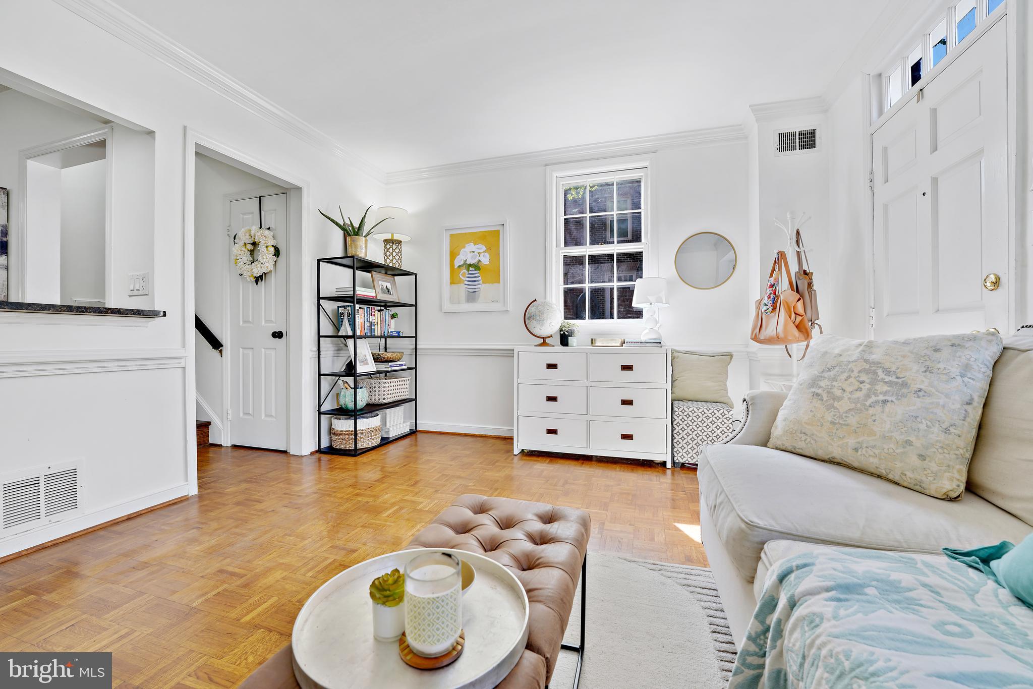 ARCH HALL - Residential