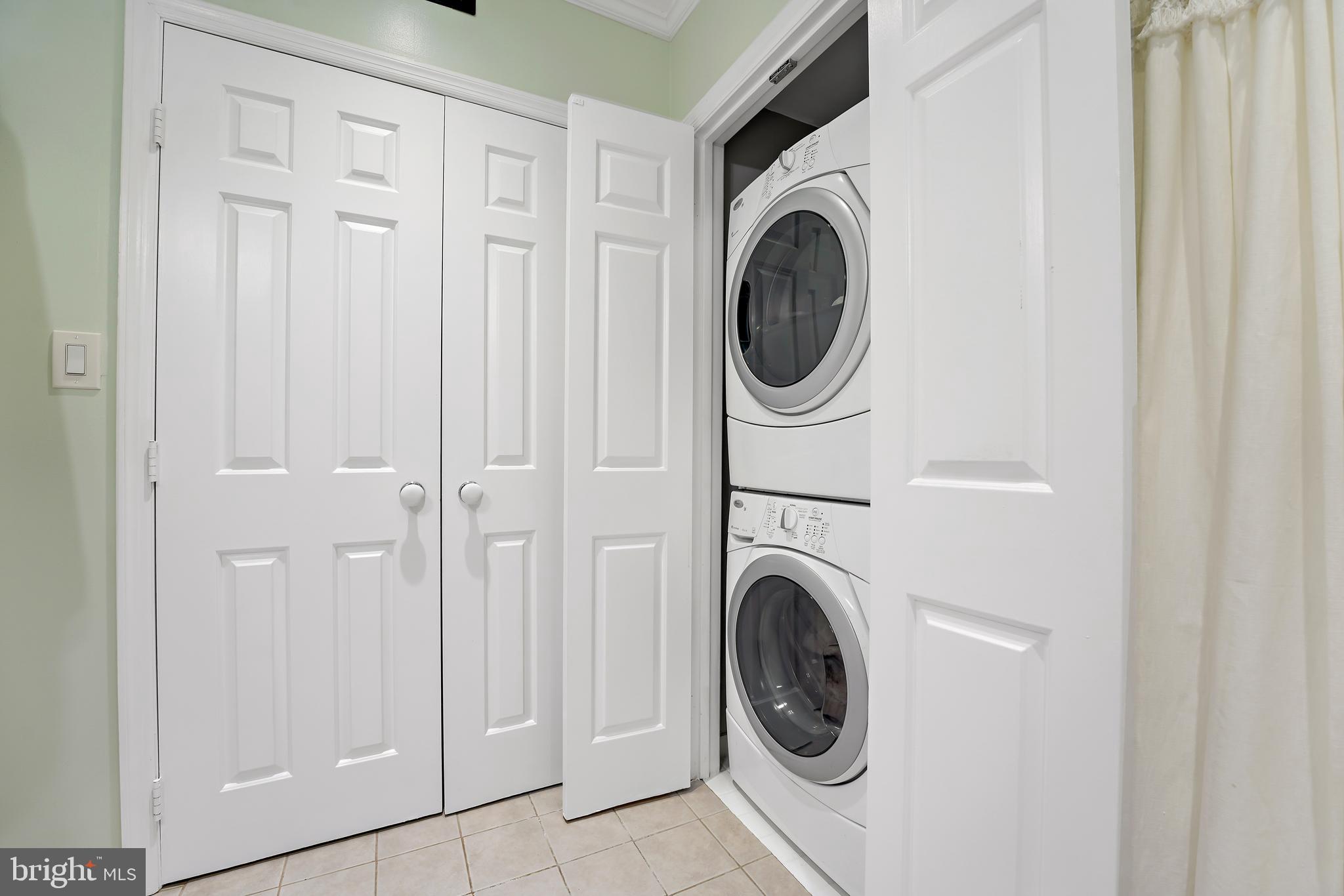 ARCH HALL - Residential