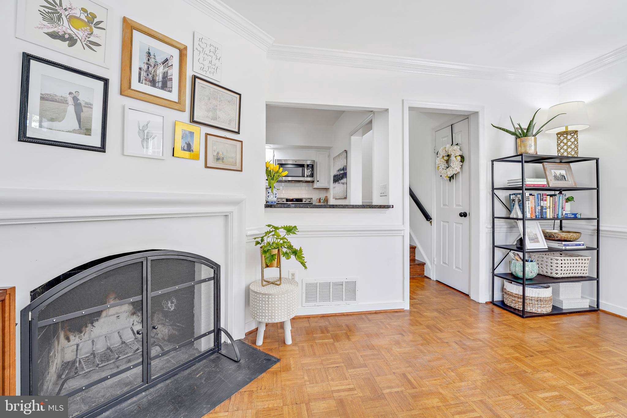 ARCH HALL - Residential