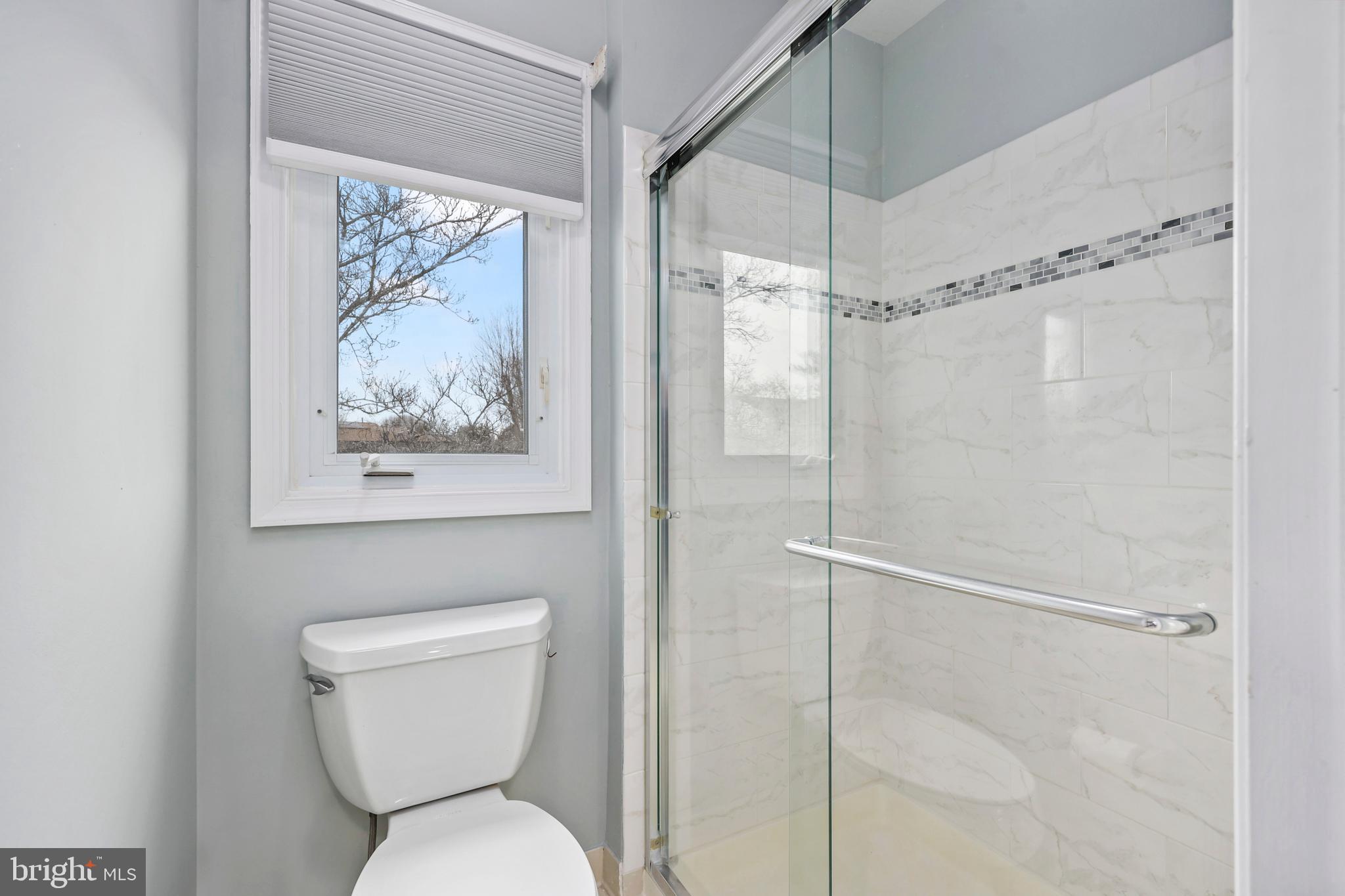 BELLE POND FARM - Residential