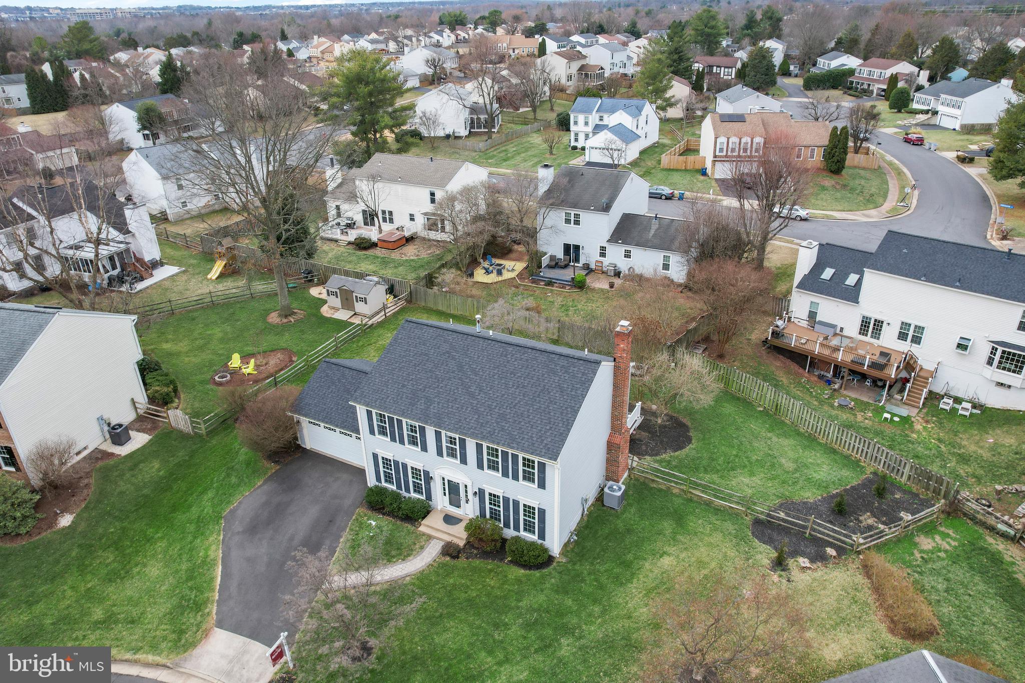 BELLE POND FARM - Residential