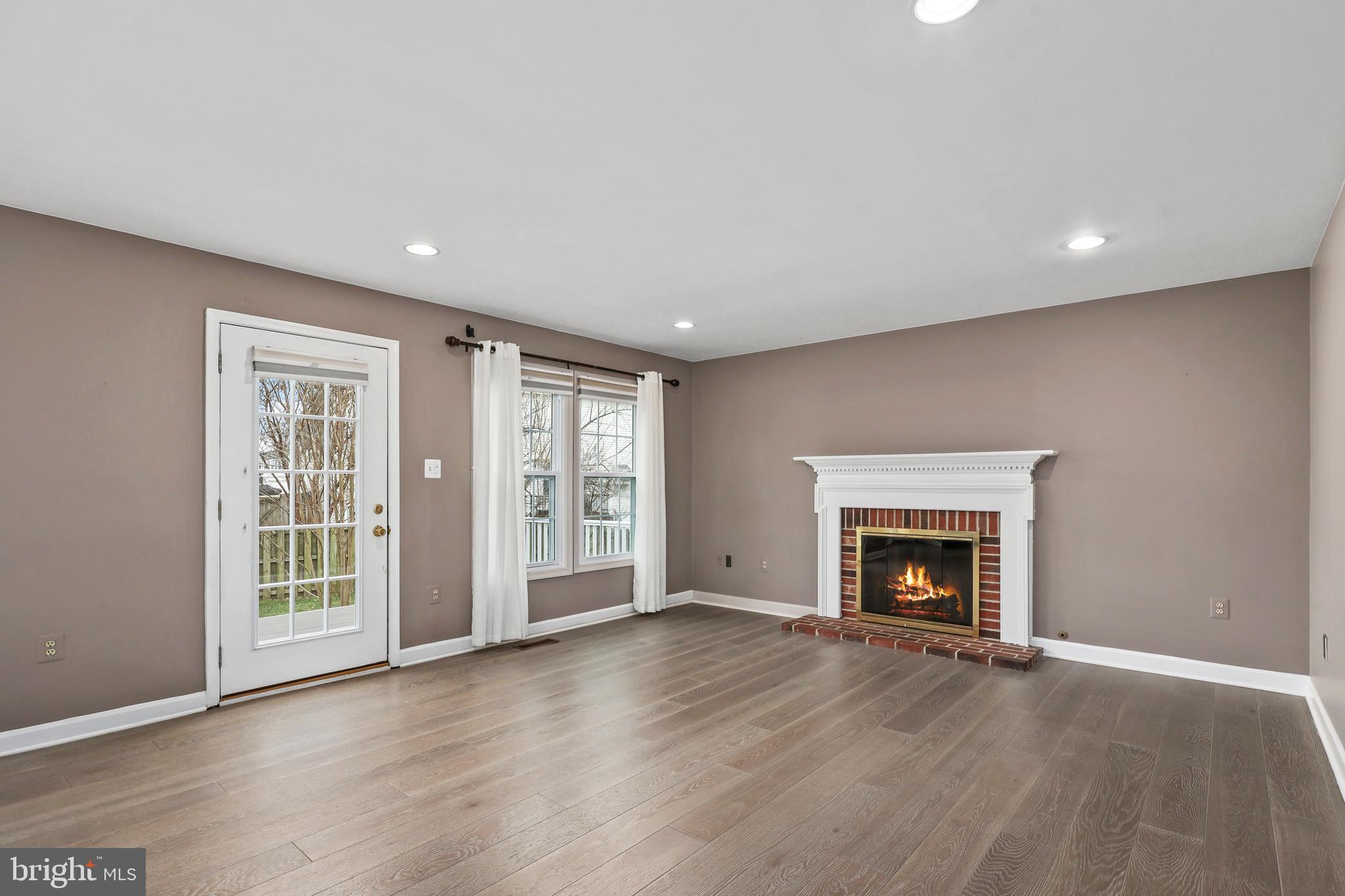 BELLE POND FARM - Residential