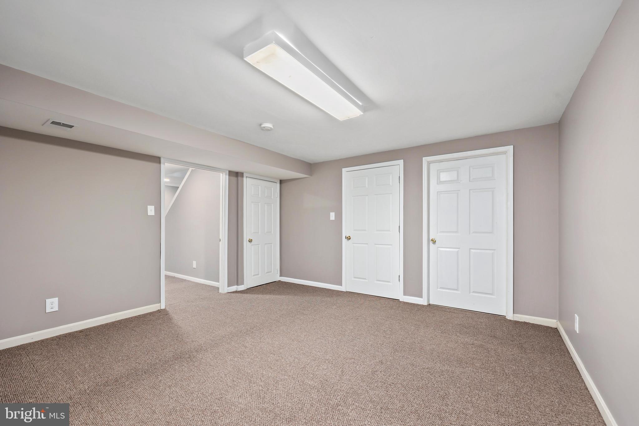 BELLE POND FARM - Residential