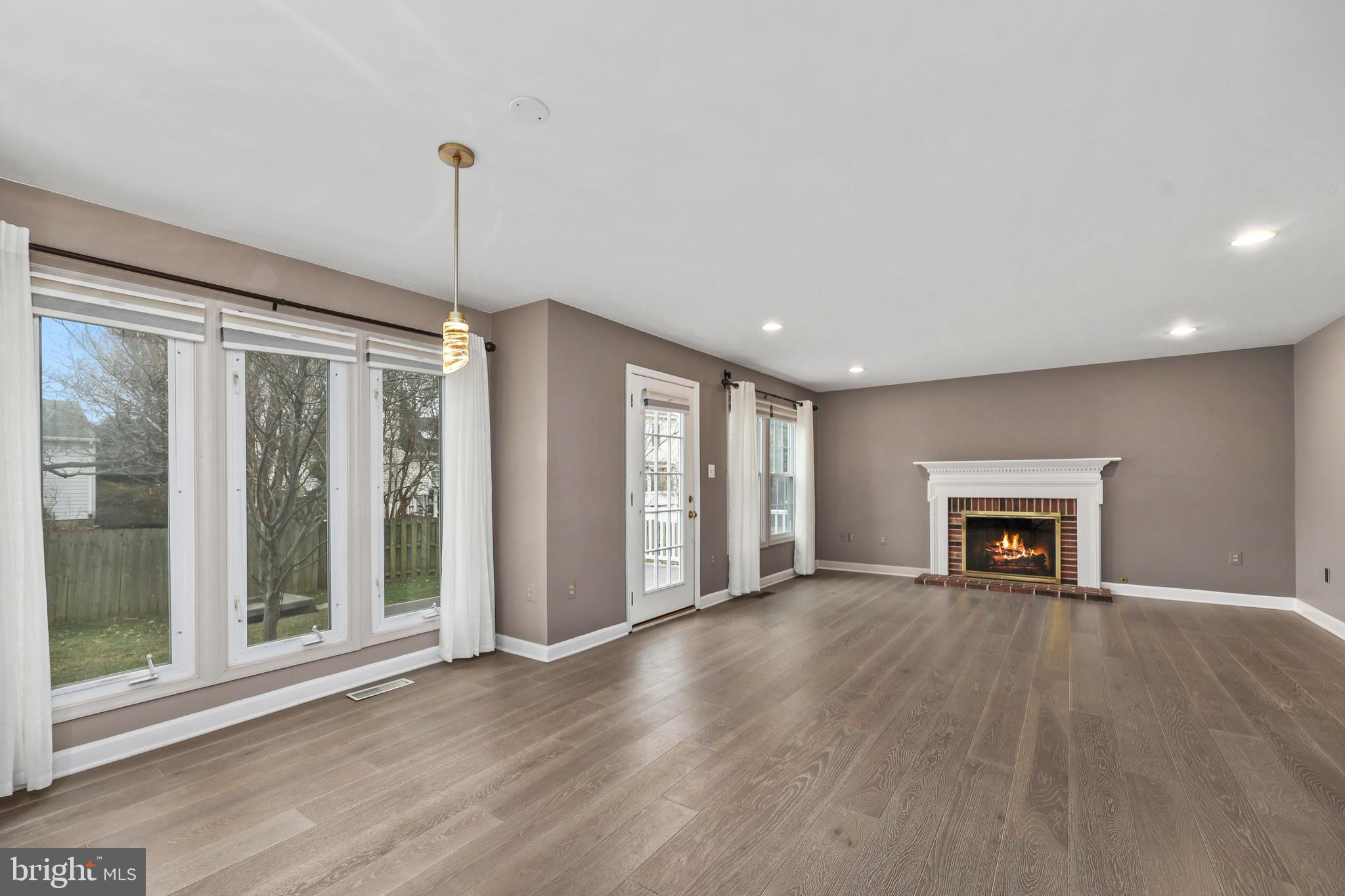 BELLE POND FARM - Residential