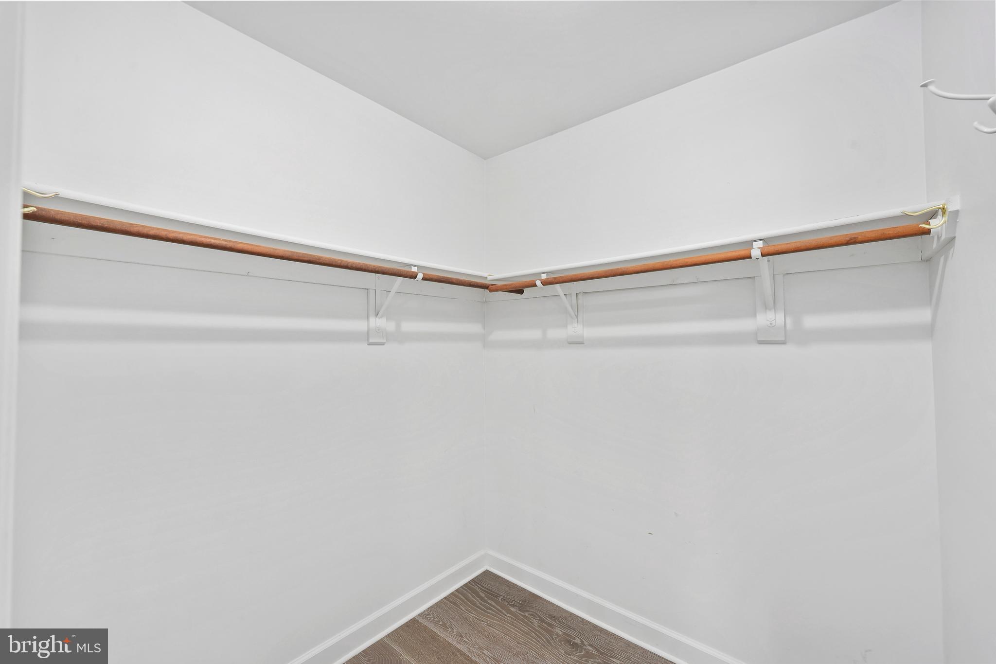 BELLE POND FARM - Residential