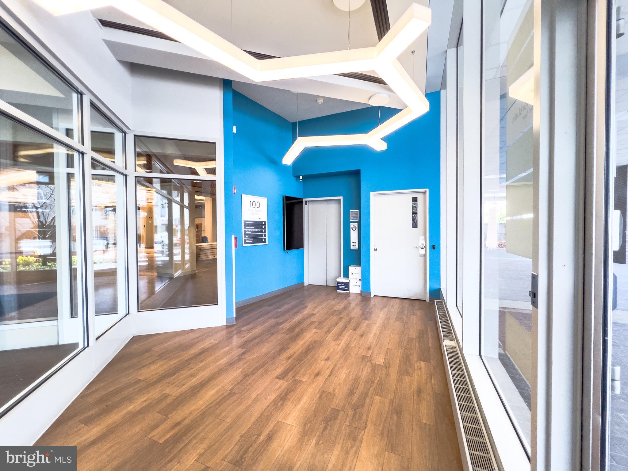 100 N QUEEN STREET 3RD FLOOR, NORTH