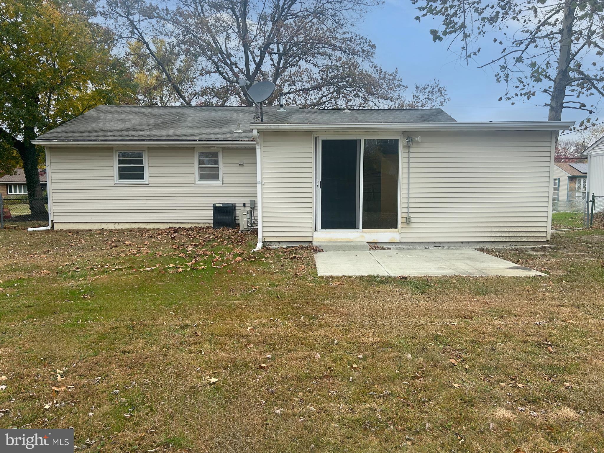 BUCKINGHAM VILLAGE - Residential