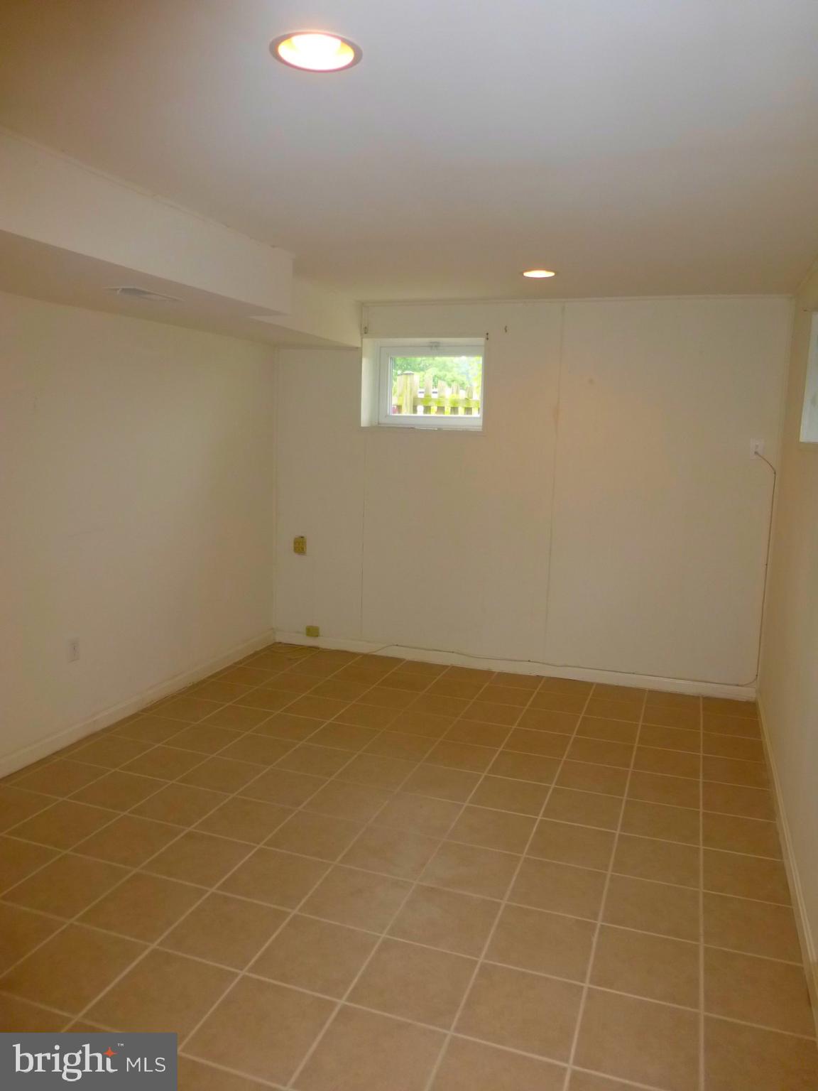 OFFUTT VILLAGE - Residential Lease