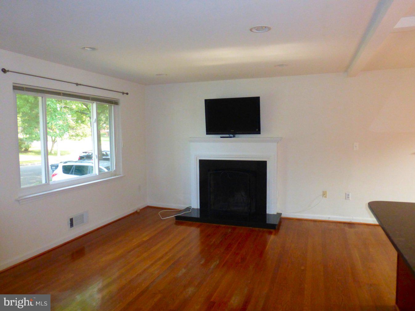 OFFUTT VILLAGE - Residential Lease