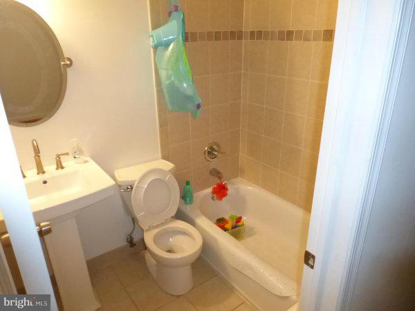 OFFUTT VILLAGE - Residential Lease