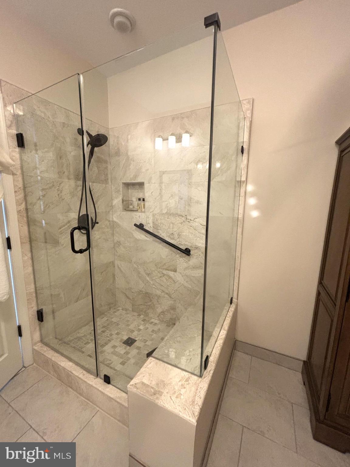 FOUR SEASONS IN HISTORIC VIRGINIA - Residential