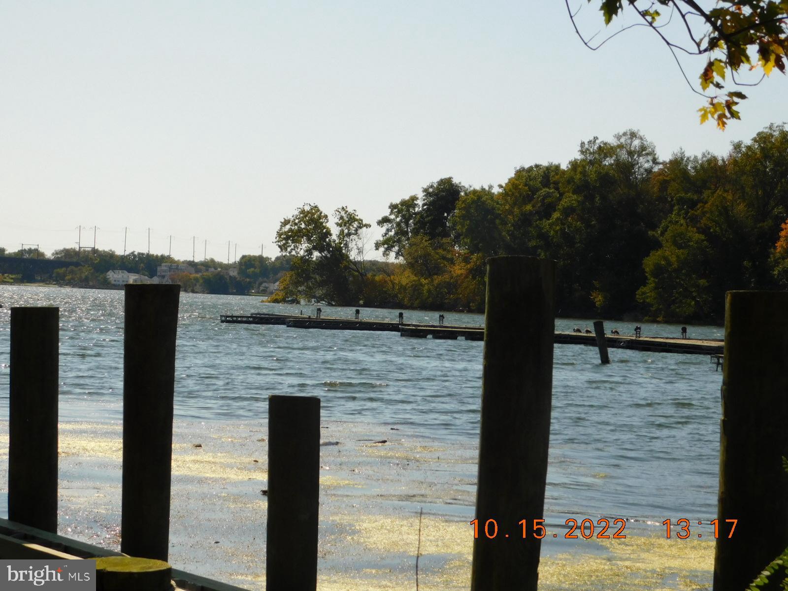 PERRYVILLE - Residential