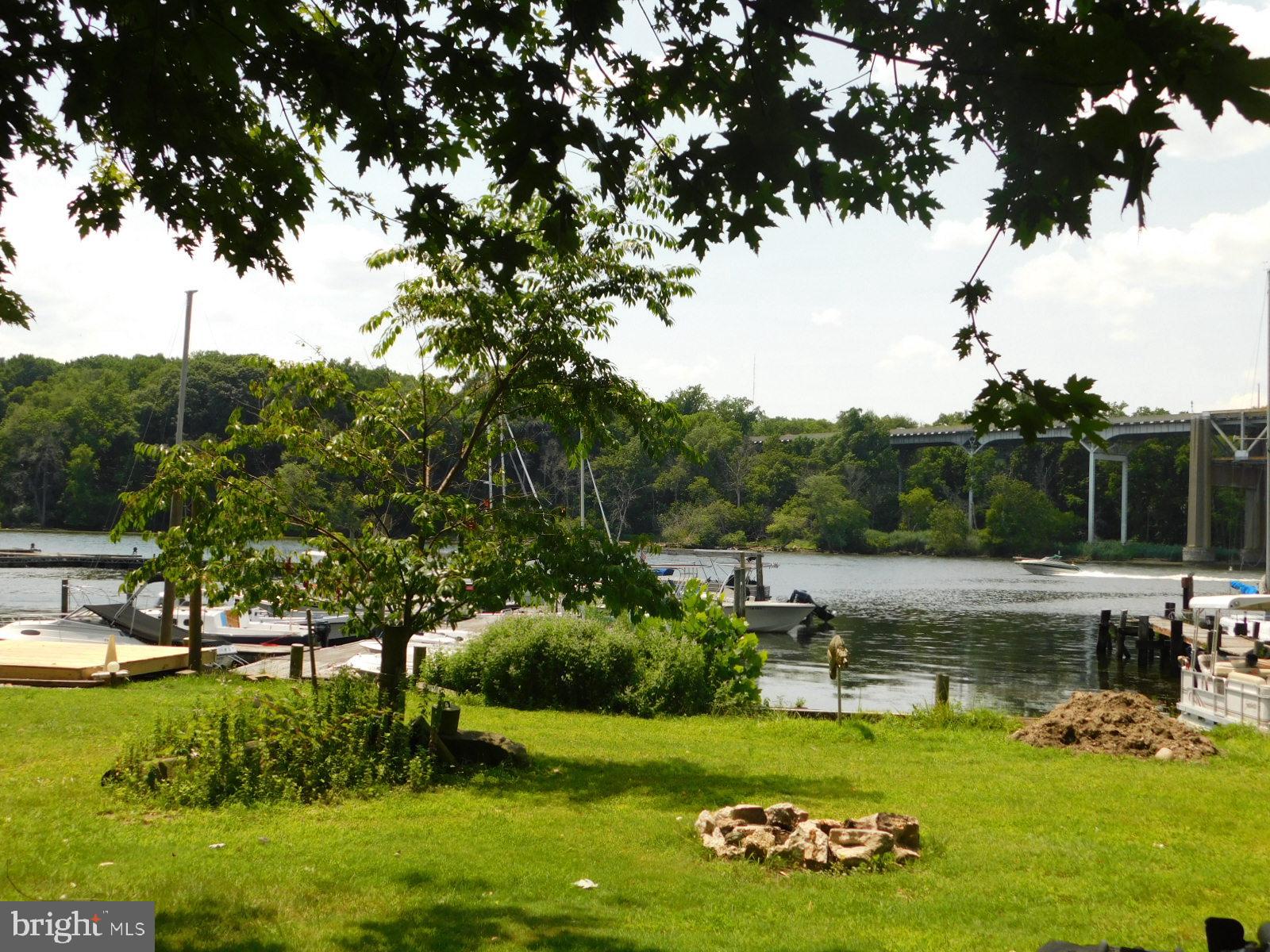 PERRYVILLE - Residential