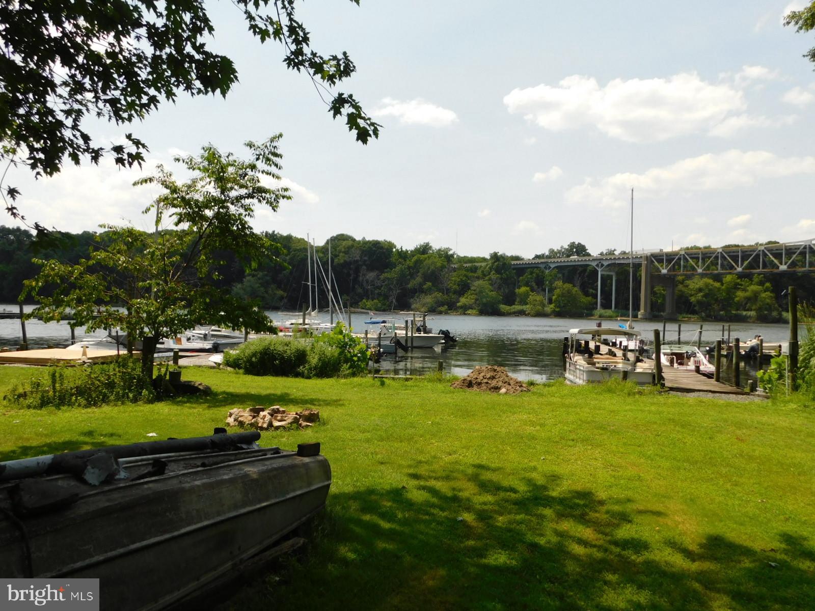 PERRYVILLE - Residential