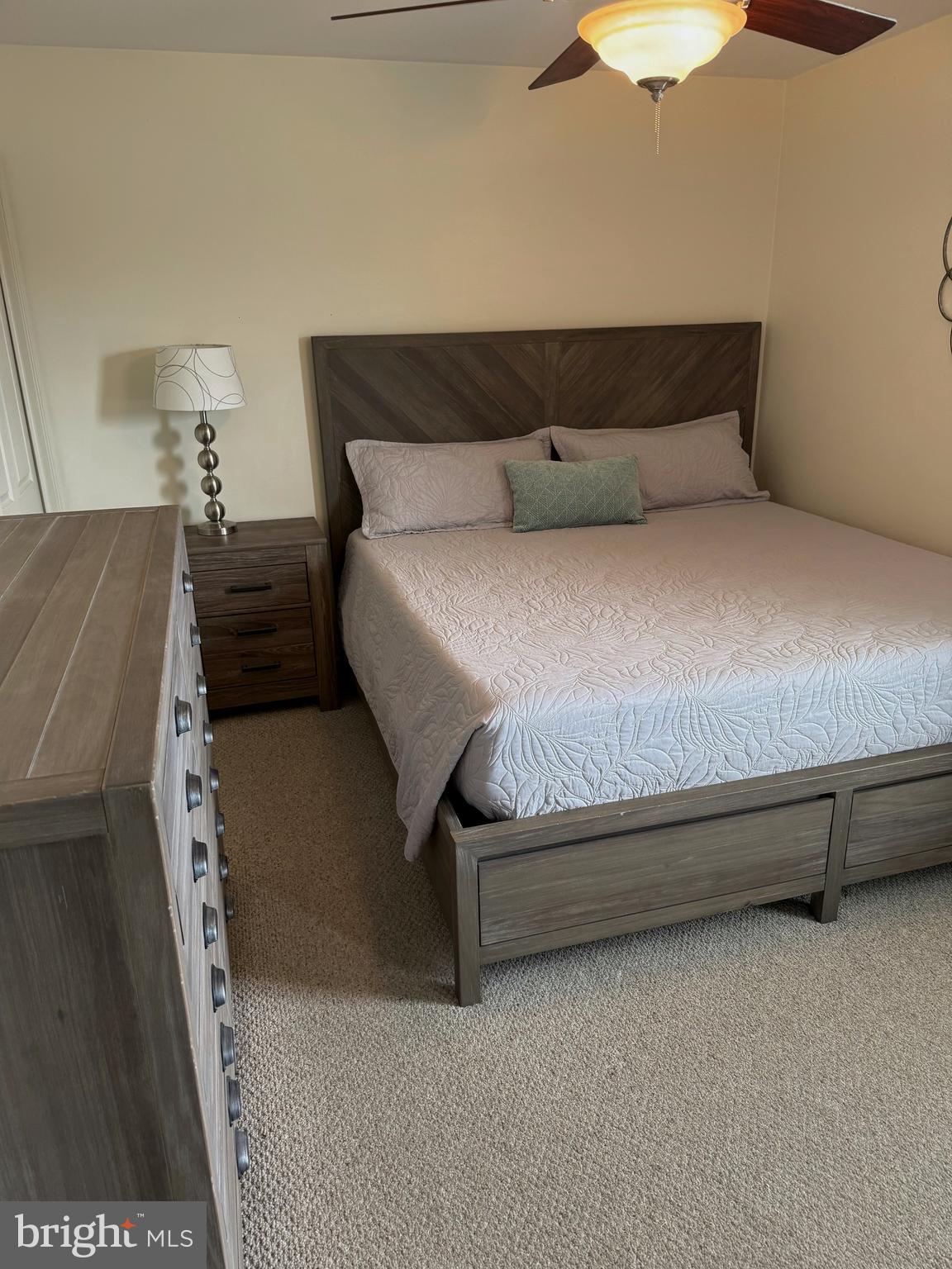 NOTTINGHAM MEADOWS - Residential