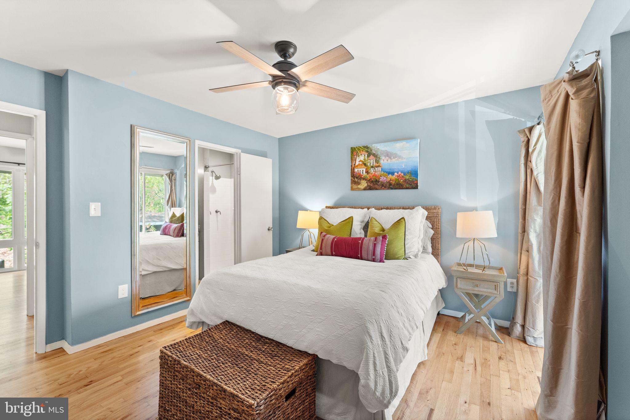 RESTON - Residential