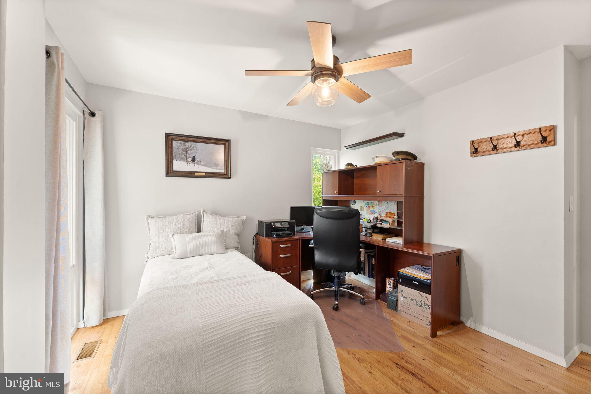 RESTON - Residential