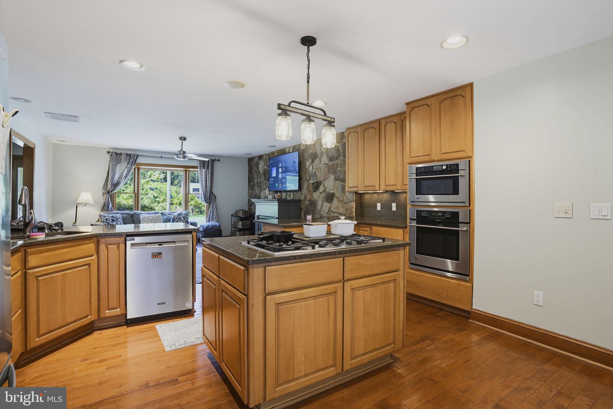 1161 STEAMBOAT ROAD