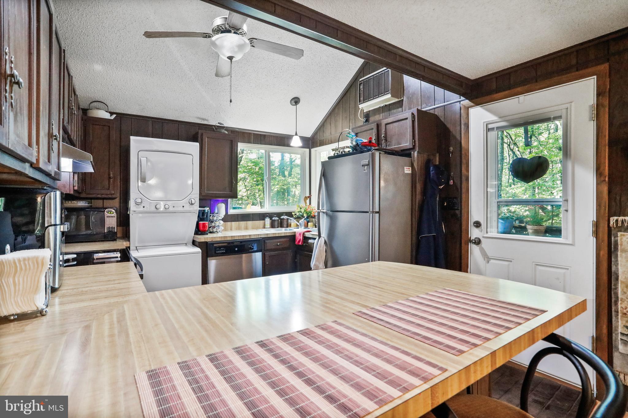 THE WOODS - Residential