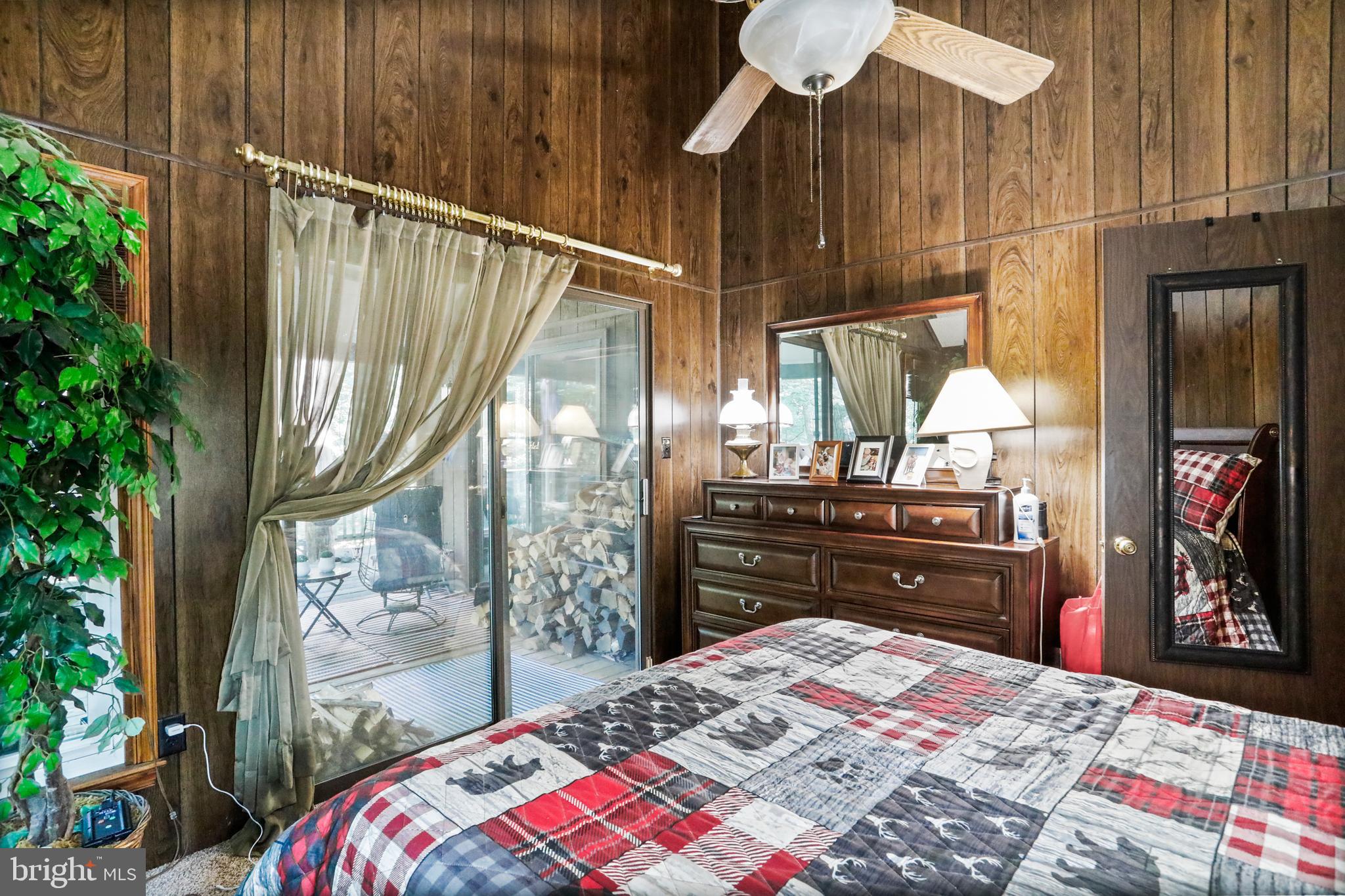 THE WOODS - Residential