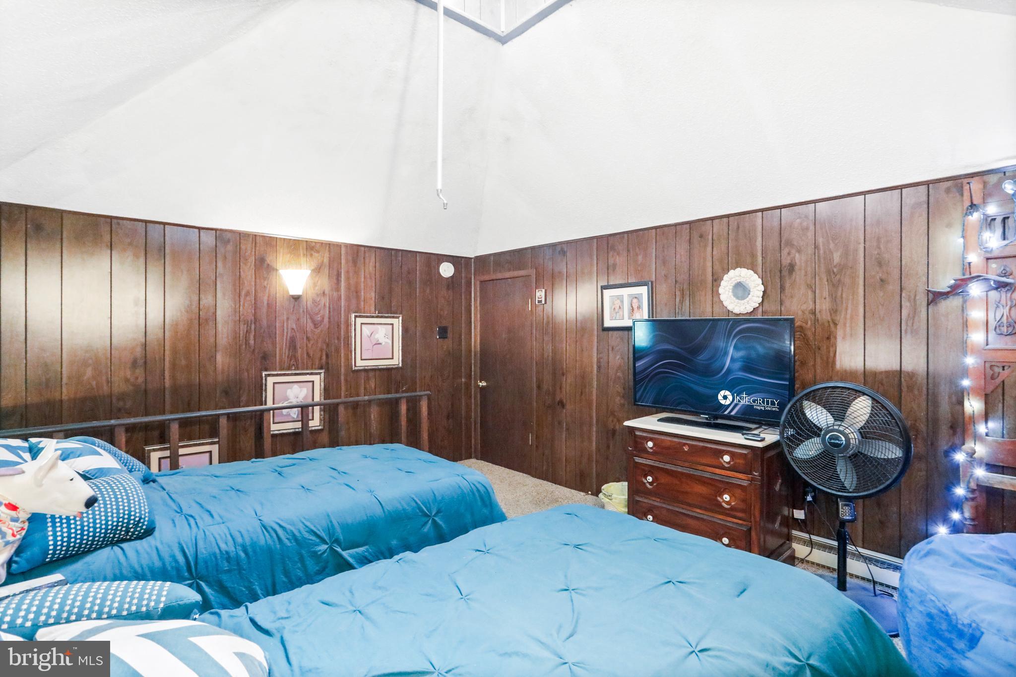 THE WOODS - Residential