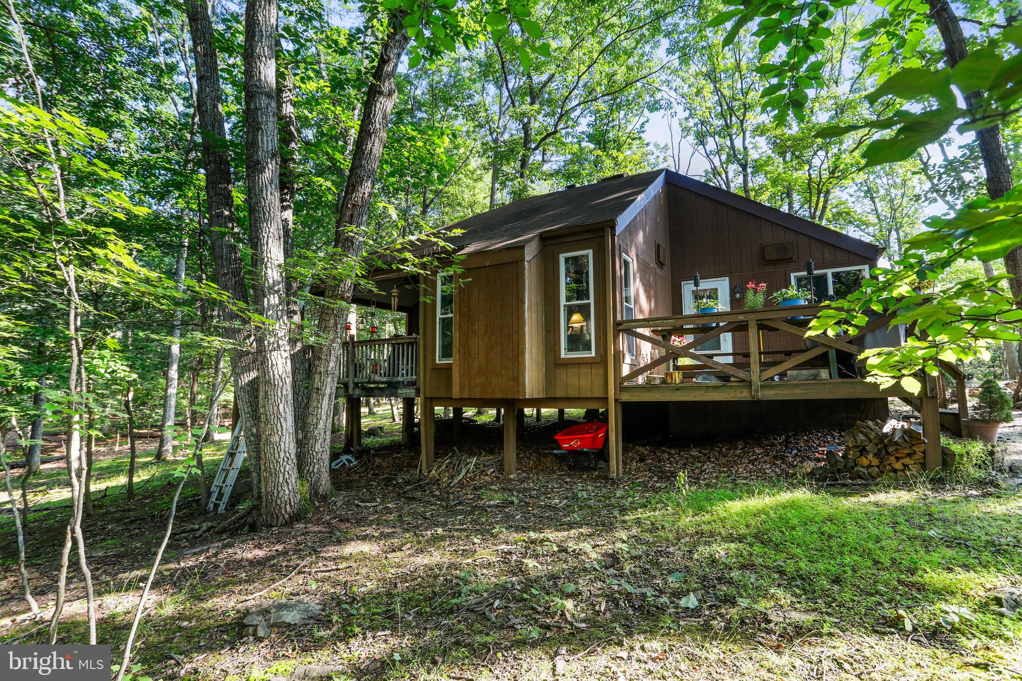 THE WOODS - Residential