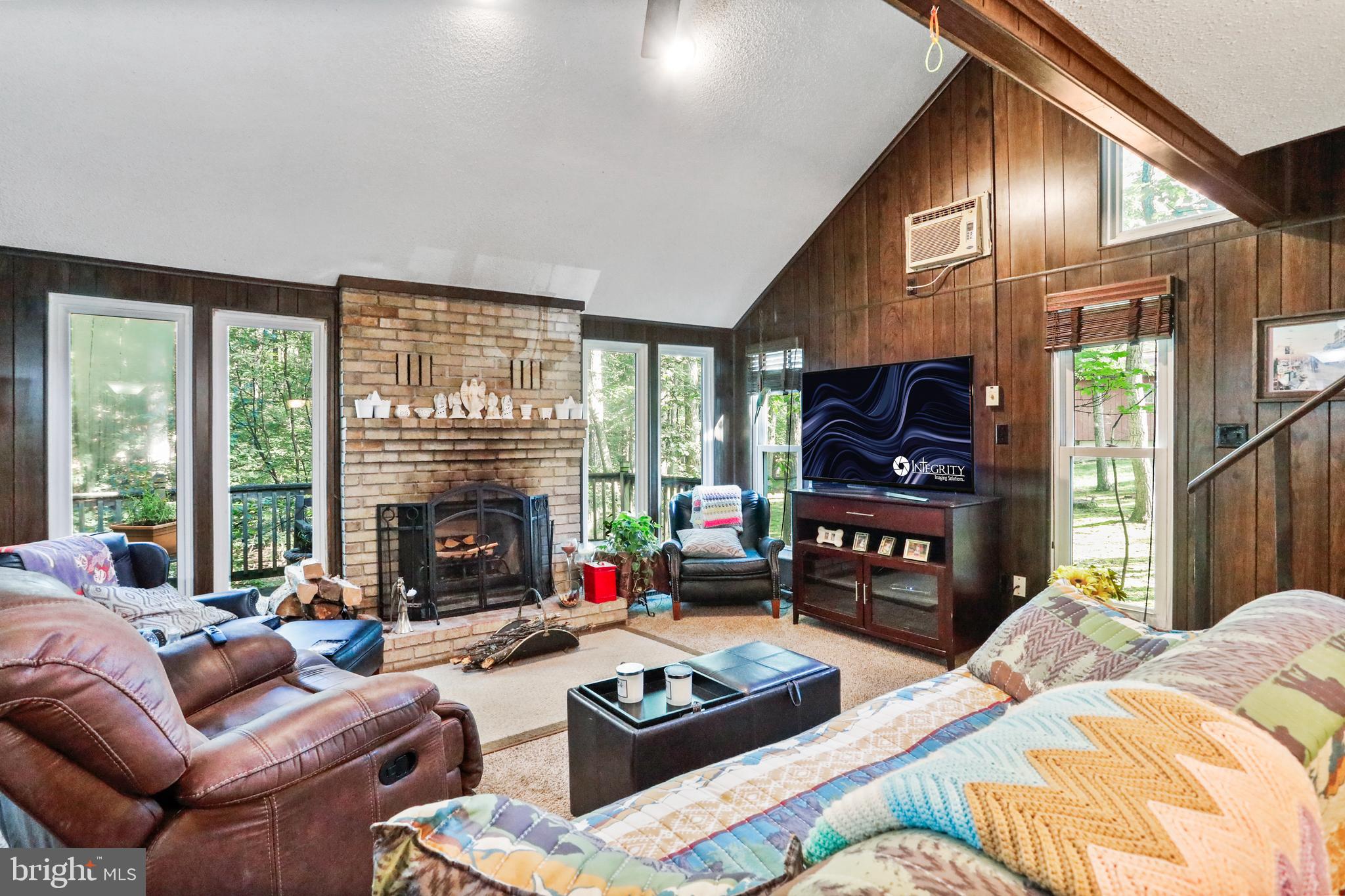 THE WOODS - Residential