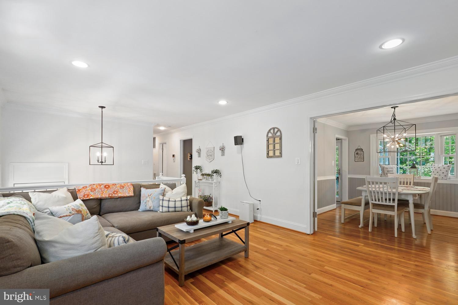 LAKE RIDGE - Residential