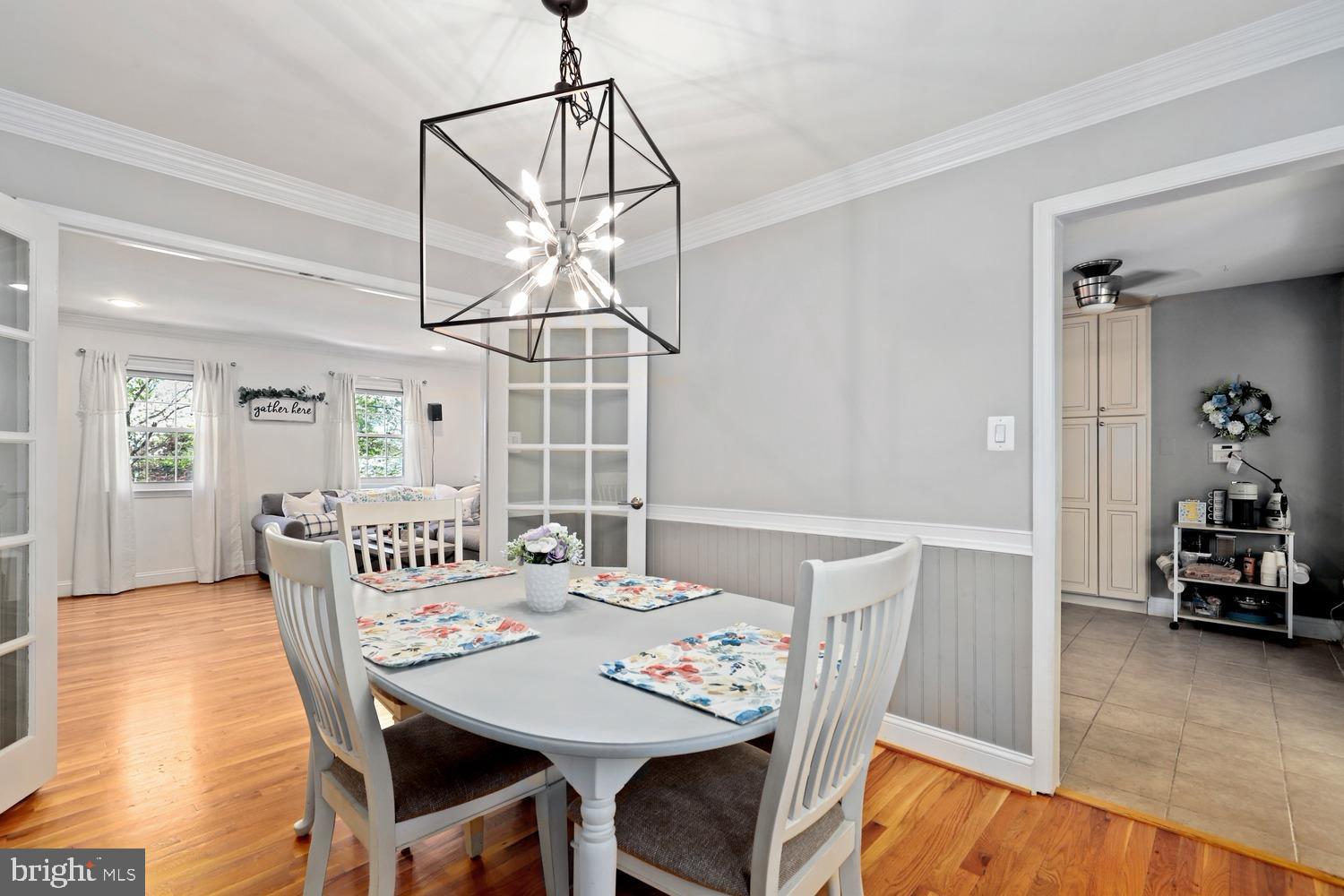 LAKE RIDGE - Residential