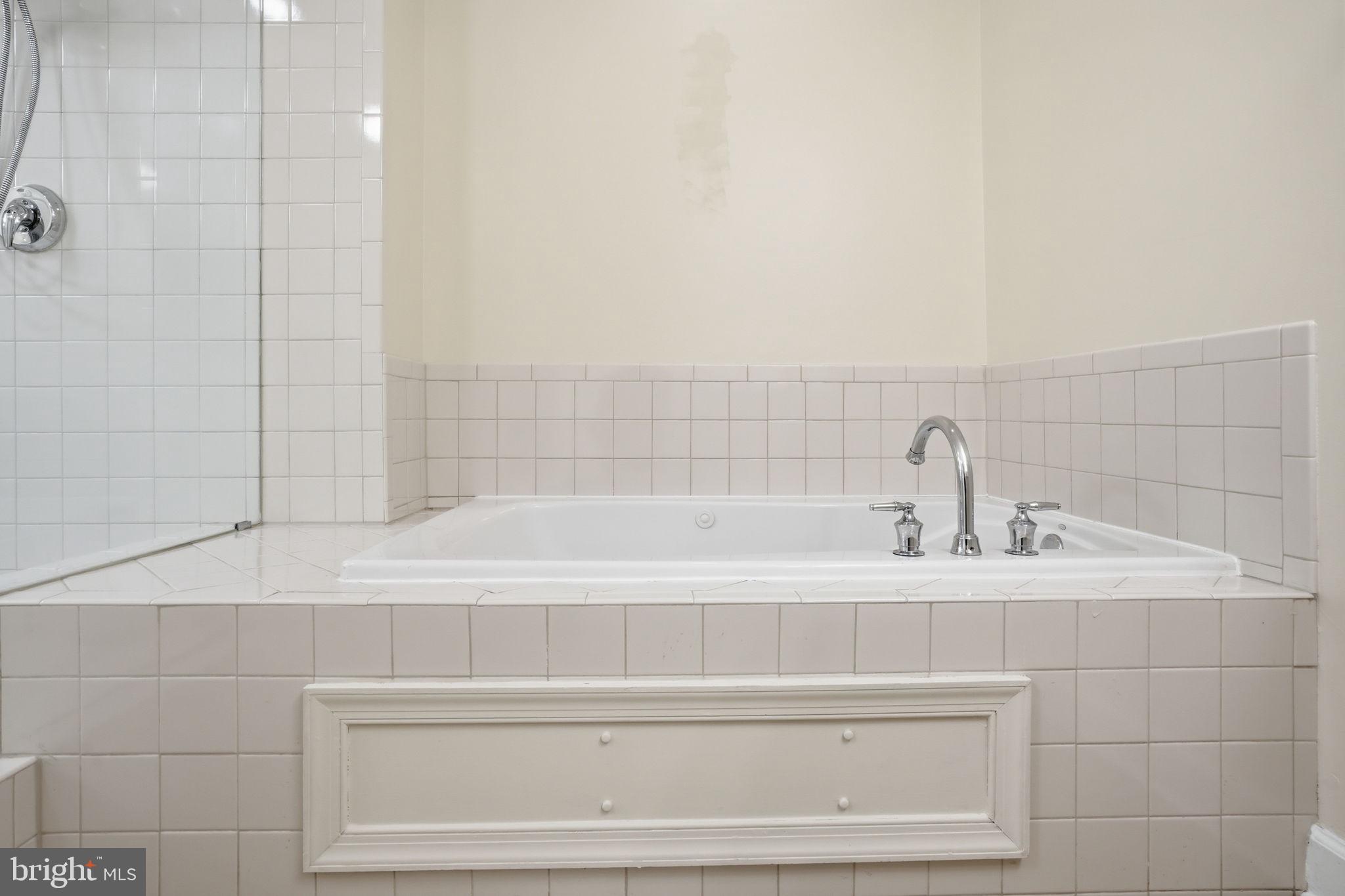 HARBOR VIEW - Residential