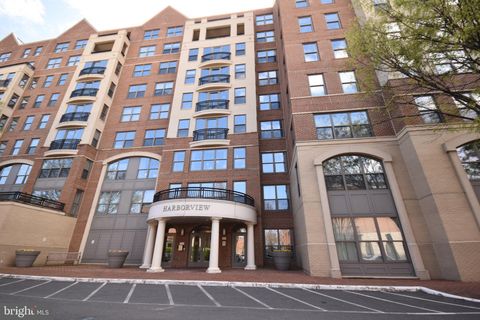 Photo of 485 Harbor Side Street #604, WOODBRIDGE, VA 22191 (MLS # VAPW2114508)