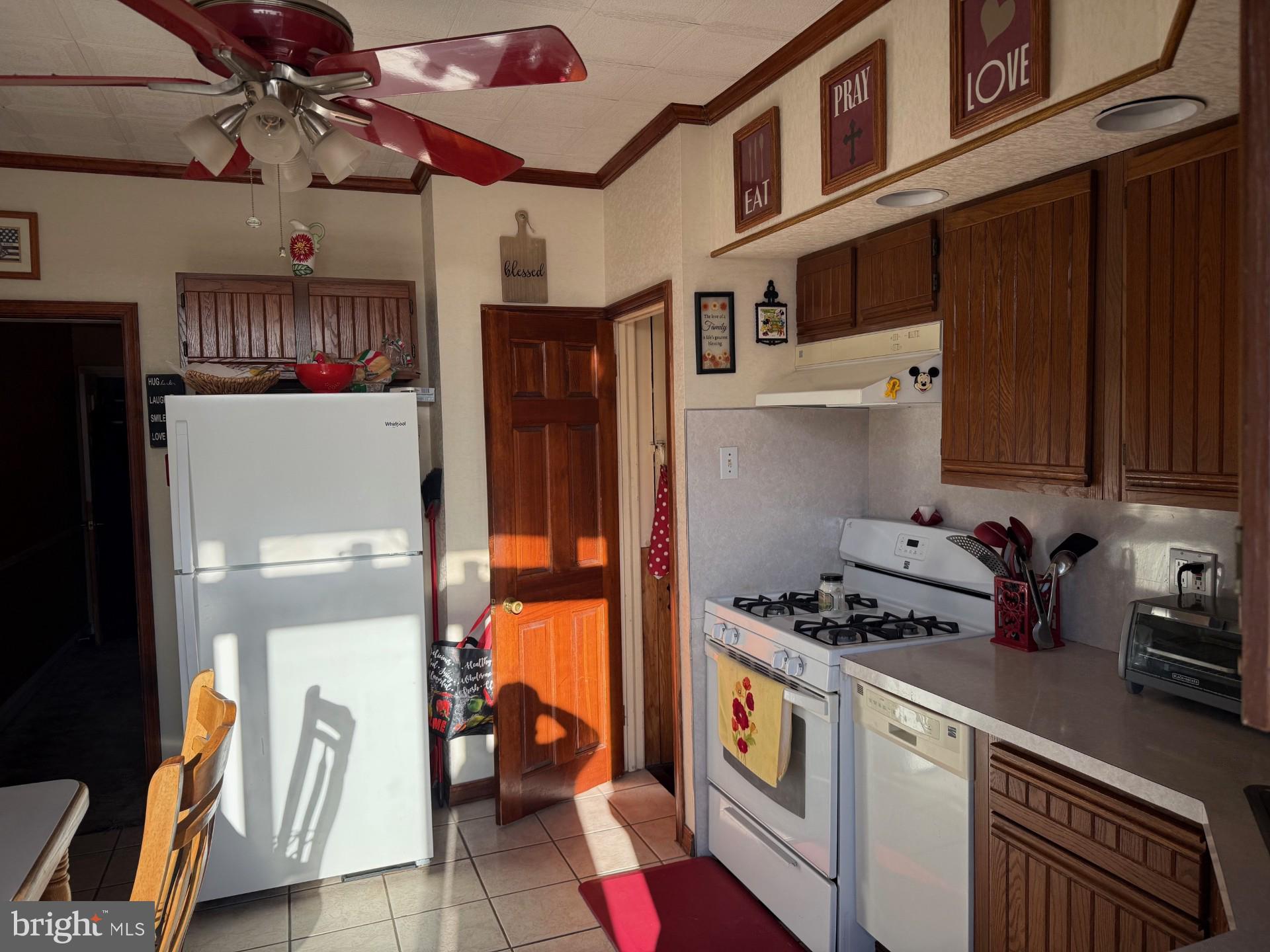 MAYFAIR - Residential