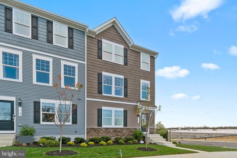 Townhouse For Sale - 316 Anthem Street<br/> RANSON, WV 25438